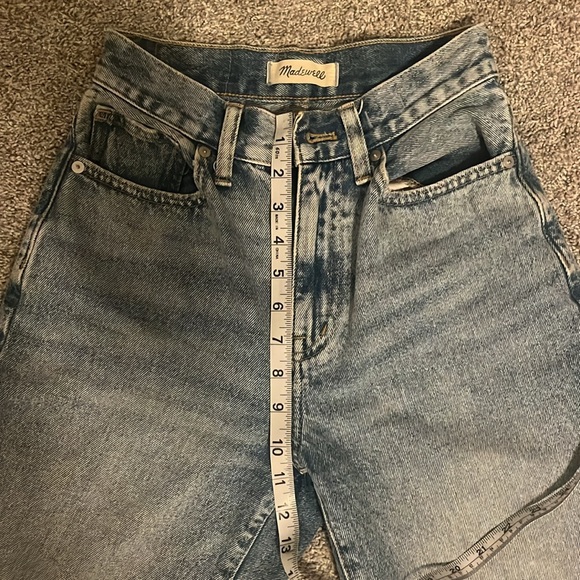 Madewell Baggy Straight Jean. - Picture 7 of 8